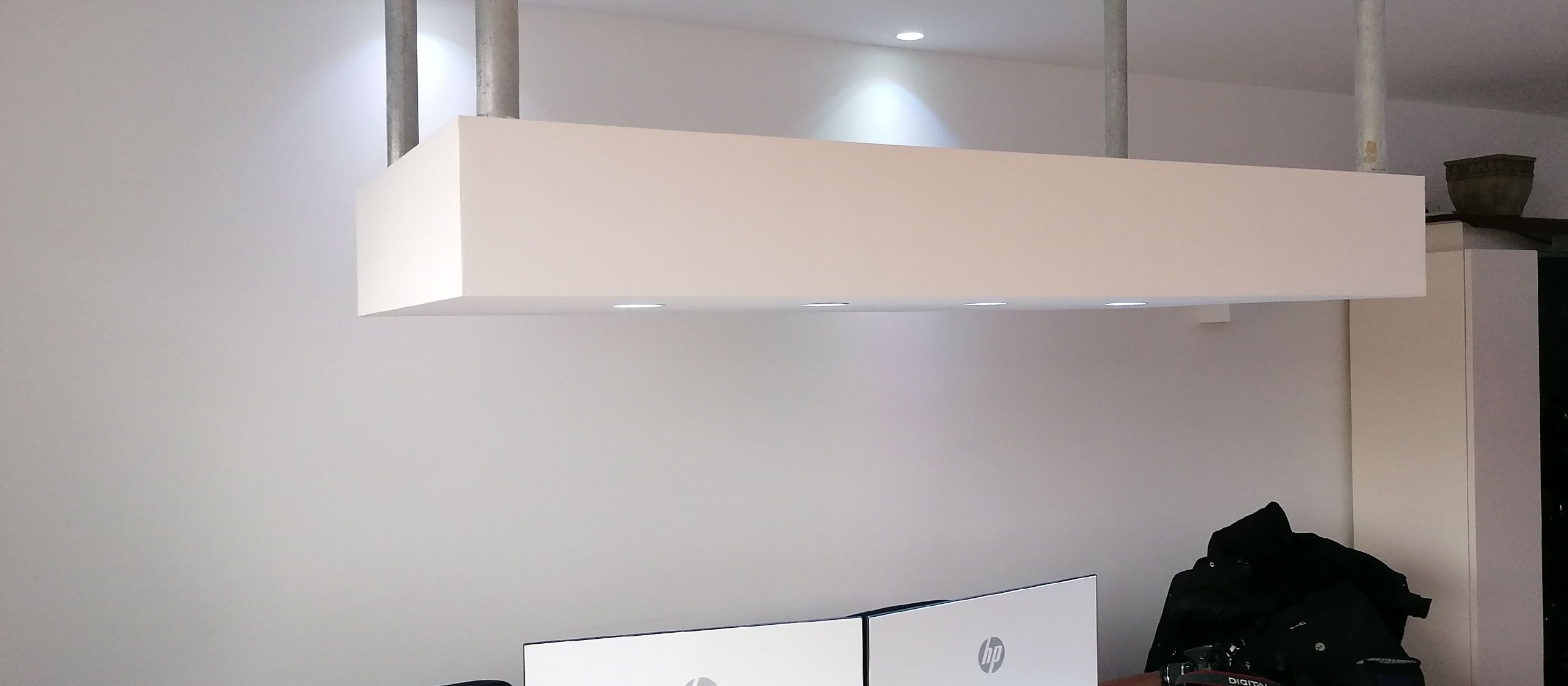 jkok stucwerk kleinwerk - Lichtbak boven werkplek